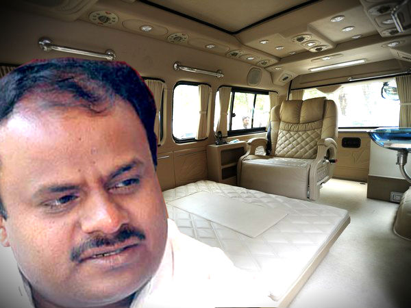 എച്ച്‍‍ഡി കുമാരസ്വാമിയുടെ തെരഞ്ഞെടുപ്പ് ആഡംബരം