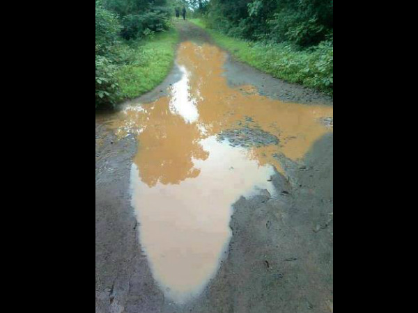 ഭാരതമെന്നാൽ‌ പാരിൻ നടുവിൽ...