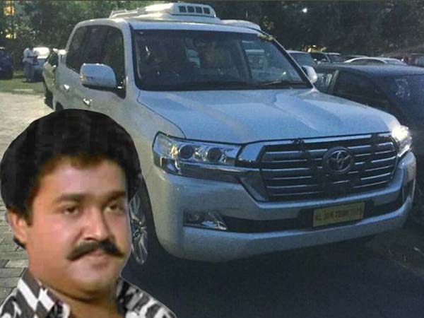 ഞാൻ വിൻസന്റ് ഗോമസ്; ആവശ്യമുണ്ടെങ്കിൽ നോട്ട് ചെയ്യാം 'മൈ കാർ നമ്പർ ഈസ് 2255'!!