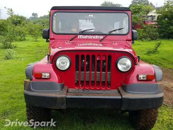 6. മഹീന്ദ്ര താർ