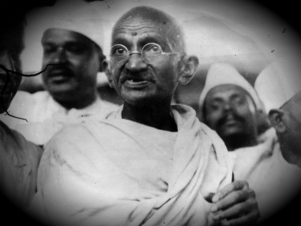 മഹാത്മാ ഗാന്ധിക്ക് ഒപ്പം ചരിത്ര താളുകളില് ഇടംപിടിച്ച കാര്