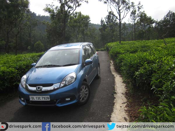 കാര് തകരാറിലാക്കുന്ന 10 ഡ്രൈവിംഗ് ശീലങ്ങള്; നിങ്ങള്ക്കുമുണ്ടോ ഈ ശീലങ്ങള്?