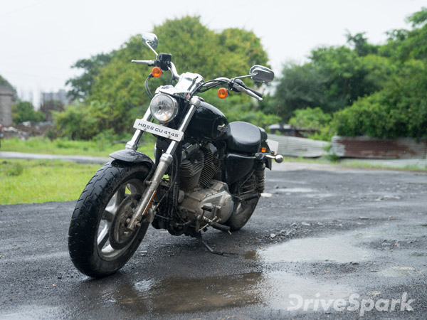 ഹാര്ലിയുടെ 1200 കസ്റ്റം പ്രതീക്ഷയ്ക്ക് ഒത്ത് ഉയരുന്നുണ്ടോ? — റിവ്യൂ