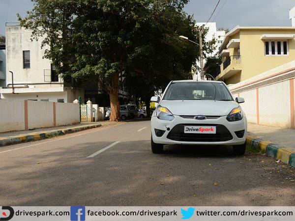 സൂക്ഷിച്ചാല് ദു:ഖിക്കേണ്ട; പഴയ കാര് വാങ്ങുമ്പോള് നിര്ബന്ധമായും ശ്രദ്ധിക്കേണ്ട ആറ് കാര്യങ്ങള്