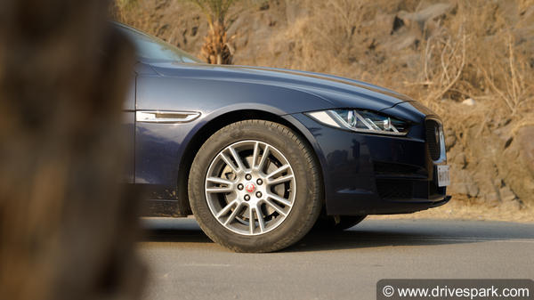 ജാഗ്വാറിന്റെ കരുത്തന് മുഖമോ XE 20d? — റിവ്യൂ