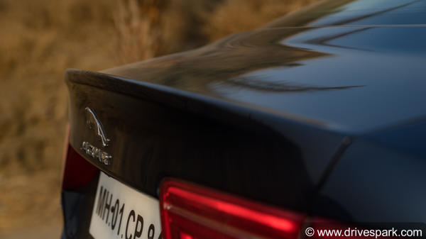 ജാഗ്വാറിന്റെ കരുത്തന് മുഖമോ XE 20d? — റിവ്യൂ