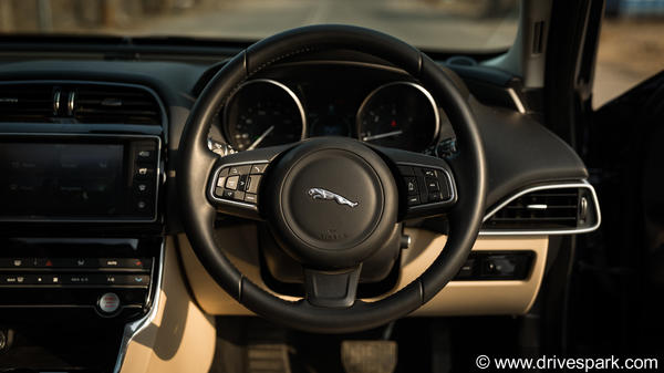 ജാഗ്വാറിന്റെ കരുത്തന് മുഖമോ XE 20d? — റിവ്യൂ