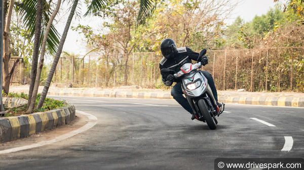ഇറ്റാലിയന് പെരുമയുമായി പുതിയ അപ്രീലിയ SR125 — റിവ്യു