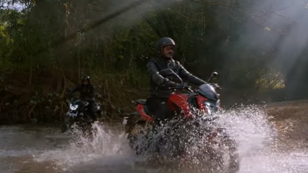 ബുള്ളറ്റിനെ കളിയാക്കി നാവെടുത്തില്ല, കിട്ടി അതേ നാണയത്തില് ബജാജിന് തിരിച്ചടി!