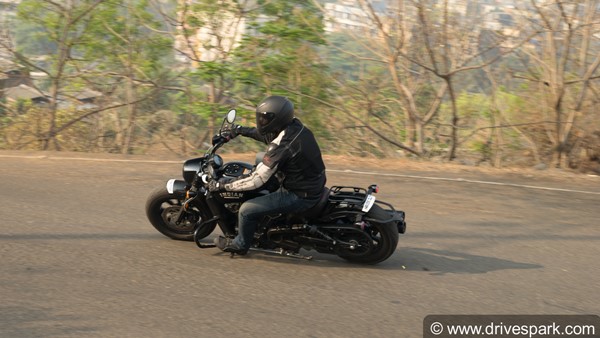അടിമുടി 'ബോബറാണ്' പുതിയ ഇന്ത്യന് സ്കൗട്ട് ബോബര് — റിവ്യു