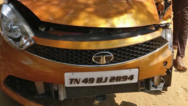 ട്രാക്ടറുമായി കൂട്ടിയിടിച്ച ടിയായഗൊ വീണത് തലകീഴായി; യാത്രക്കാര് സുരക്ഷിതര്