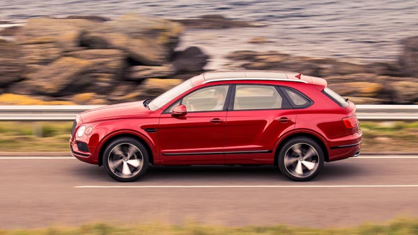 അത്യാഢംബര പോര്; ബെന്റ്ലി ബെന്റെയ്ഗ V8 ഇന്ത്യയില്, എതിരാളി റോള്സ് റോയ്സ് കലിനന്