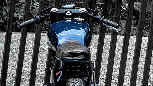 യമഹ RD350 കഫെ റേസറായാല്