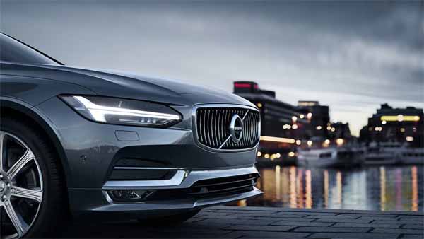 വോള്വോ S90 മൊമന്റം ഇന്ത്യയില്, വില 51.90 ലക്ഷം രൂപ