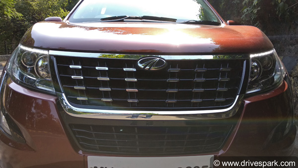 ആഢംബരം നിറഞ്ഞ് 2018 മഹീന്ദ്ര XUV500 — റിവ്യു