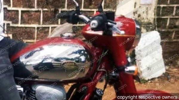ഒന്നരലക്ഷം രൂപയ്ക്ക് ജാവ? ലക്ഷ്യം റോയല് എന്ഫീല്ഡിന്റെ വിപണി
