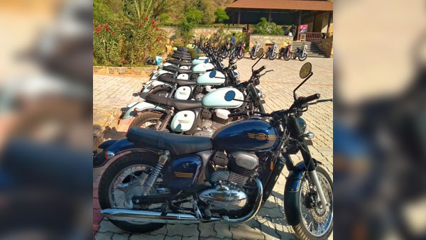 ബൈക്കുകളുടെ കൂടുതല് ചിത്രങ്ങള് പുറത്തുവിട്ട് ജാവ, ആരാധകര്ക്ക് നിരാശ