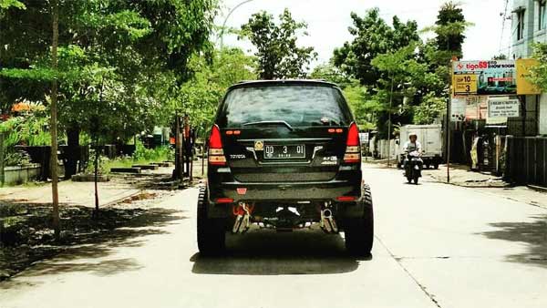 ഫോര്ച്യൂണറിനെക്കാളും വളര്ന്ന ഇന്നോവ