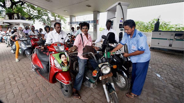 ഹോസുകളുടെ നിറം മാറ്റണം, പെട്രോള് പമ്പുകളുടെ തട്ടിപ്പ് തടയാന് പുതിയ നിര്ദ്ദേശം