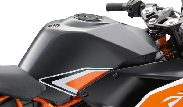 എബിഎസ് കരുത്തില് കെടിഎം RC200, വില 1.88 ലക്ഷം രൂപ