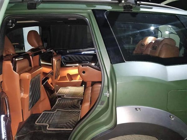 ആഢംബരം തുളുമ്പി മഹീന്ദ്ര XUV500 മൂണ്റേക്കര്