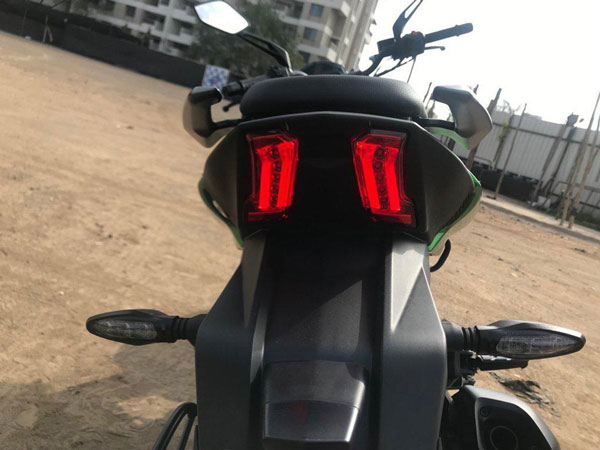 പ്രീമിയം വിശേഷങ്ങളുമായി 2019 ബജാജ് ഡോമിനാര് 400