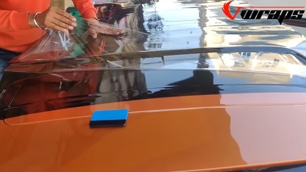 റേഞ്ച് റോവര് ഇവോഖിന്റെ ചന്തത്തില് ടാറ്റ ഹാരിയര് — വീഡിയോ