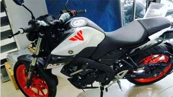 കെടിഎം ഡ്യൂക്കാവാന് ശ്രമിച്ച് പുതിയ യമഹ MT-15