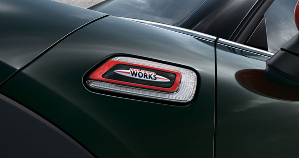 43.5 ലക്ഷം രൂപയ്ക്ക് 2019 മിനി കൂപ്പര് JCW ഇന്ത്യയില്