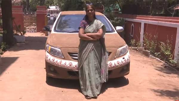 കാറില് ചാണകം മെഴുകിയ സംഭവം, കാരണം വിശദീകരിച്ച് ഉടമ — വീഡിയോ