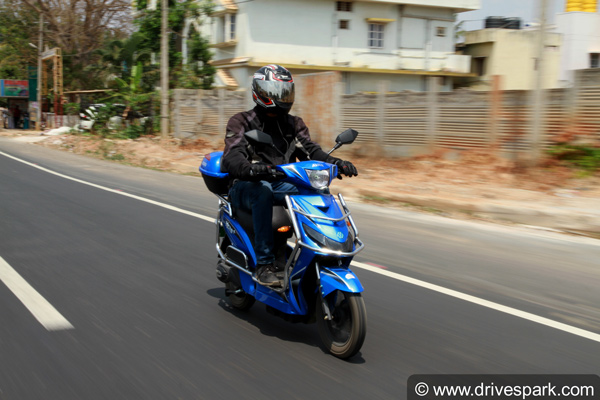 ഇലക്ട്രിക് സ്കൂട്ടറുകള്ക്ക് വില കുറയുമ്പോള് — അവന് സെറോ പ്ലസ് റിവ്യു