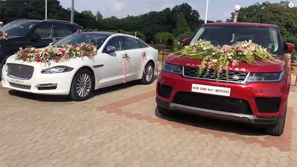 ആഢംബര കാറുകള് നിറഞ്ഞൊരു കല്ല്യാണം, നിരയില് ലംബോര്ഗിനി അവന്റഡോര് SVJ -യും