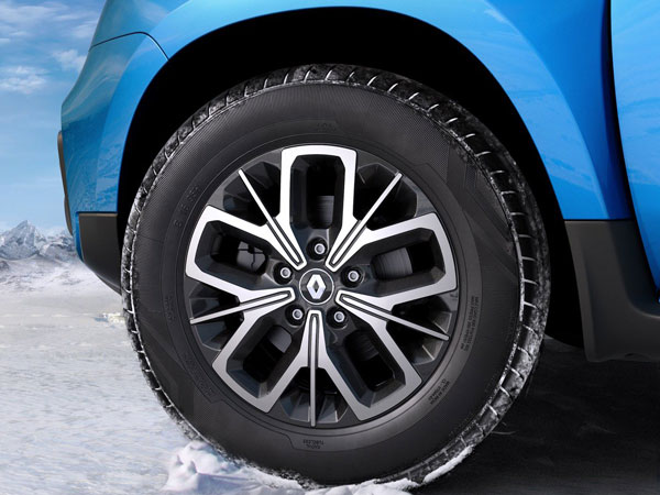മഹീന്ദ്ര XUV300 -യെക്കാള് വിലക്കുറവില് പുതിയ റെനോ ഡസ്റ്റര് ഫെയ്സ്ലിഫ്റ്റ്