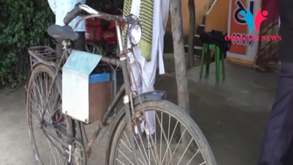 സൈക്കിള് ഇലക്ട്രിക്ക് ആക്കി മാറ്റി കര്ഷകന് -വീഡിയോ