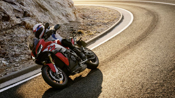 2020 S 1000 XR അവതരിപ്പിച്ച് ബിഎംഡബ്ല്യു മോട്ടോറാഡ്