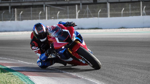 2020 CBR1000RR-R ഫയർബ്ലേഡ്, ഫയർബ്ലേഡ് SP മോഡലുകളെ അവതരിപ്പിച്ച് ഹോണ്ട