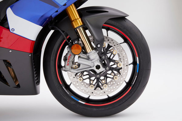 2020 CBR1000RR-R ഫയർബ്ലേഡ്, ഫയർബ്ലേഡ് SP മോഡലുകളെ അവതരിപ്പിച്ച് ഹോണ്ട