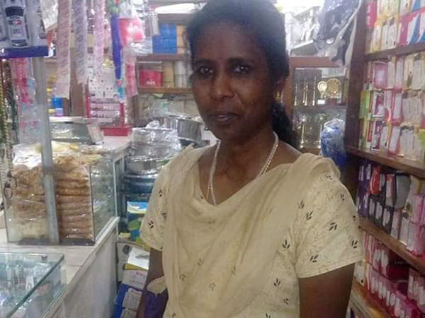 വളയിട്ട കൈകളില് വളയം ഭദ്രം; കെഎസ്ആര്ടിസി വനിതാ ഡൈവറിന് സോഷ്യല് മീഡിയയില് കൈയടി