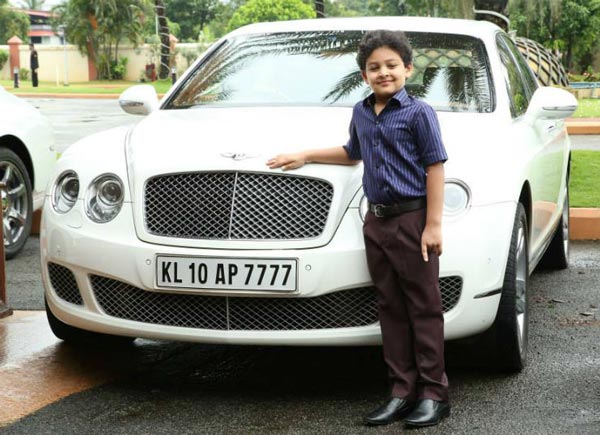 തൊഴിലാളിയിൽ നിന്ന് അത്യാഢംബര വാഹനത്തിന്റെ മുതലാളിയായി മാറിയ മലയാളി