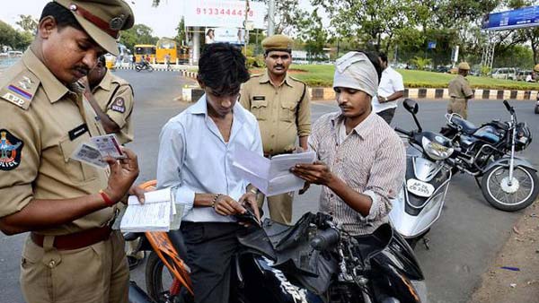എത്ര കിട്ടിയാലും പഠിക്കില്ല; ബസ്സ് ഡ്രൈവർമാർ വീണ്ടും വാർത്തകളിൽ നിറയുന്നു