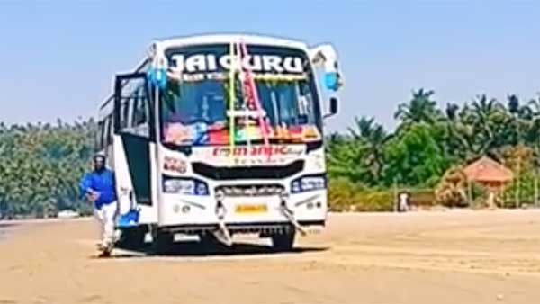 വീണ്ടും കൈവിട്ട കളിയുമായി ടൂറിസ്റ്റ് ബസ് ഡ്രൈവർമാർ