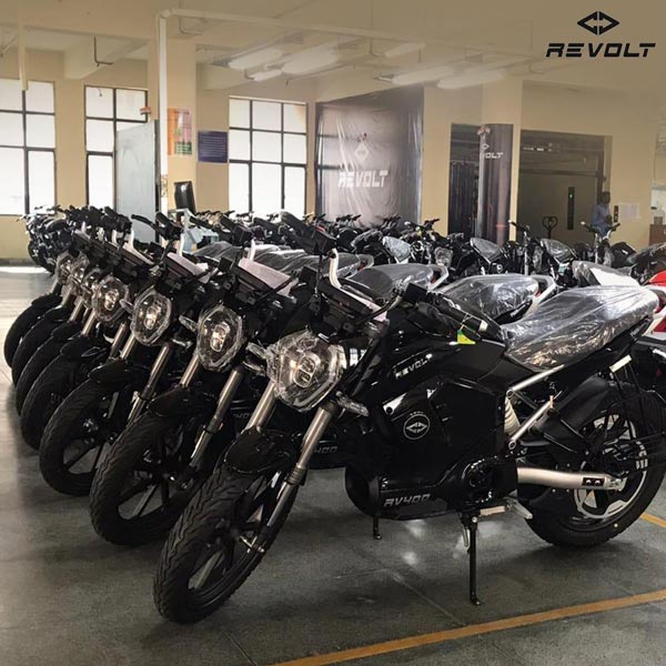 റിവോള്ട്ട് RV400 ഇലക്ട്രിക്ക് ബൈക്കുകളുടെ വില്പ്പന പൂനെയില് ആരംഭിച്ചു