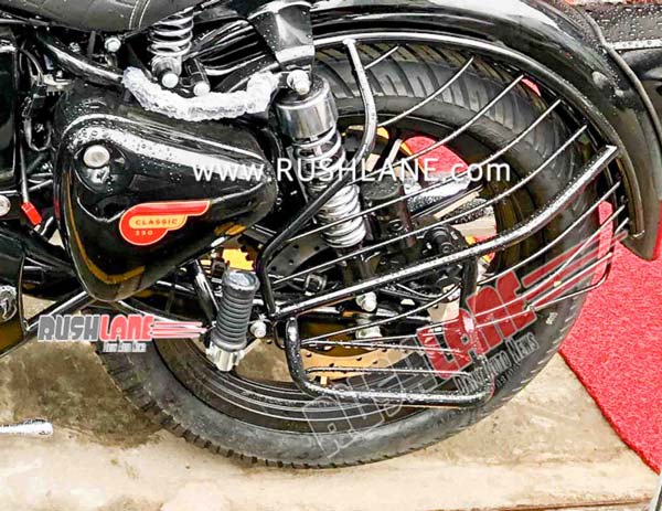 ബിഎസ് VI ക്ലാസിക്ക് 350 ഡീലര്ഷിപ്പില് എത്തിച്ച് റോയല് എന്ഫീല്ഡ്