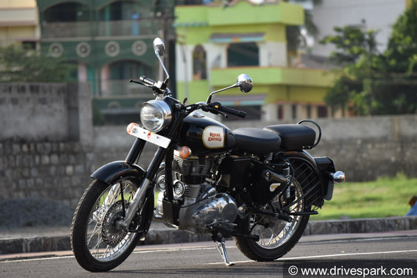 അലോയ് വീലുകൾക്കൊപ്പം പുതിയ നിറങ്ങളുമായി ബിഎസ്-VI ക്ലാസിക്ക് 350