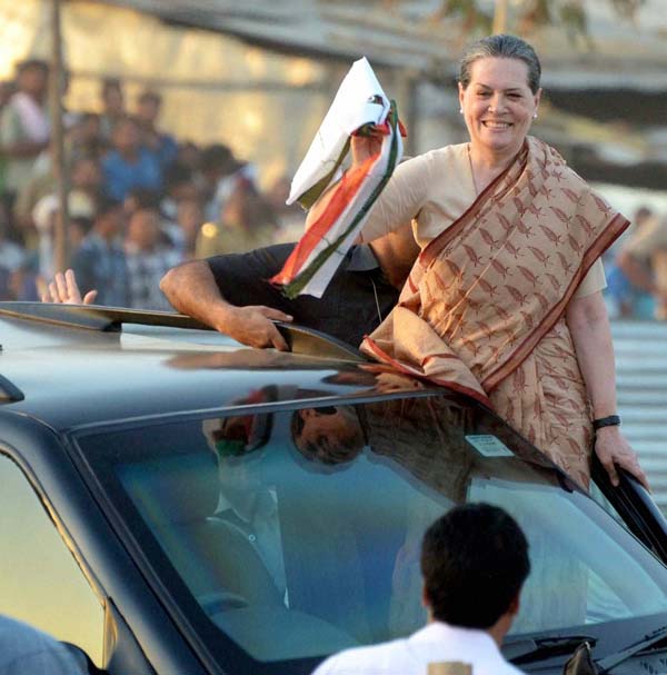 ദേശീയ നേതാക്കന്മാരുടെ ആഢംബര എസ്യുവികൾ
