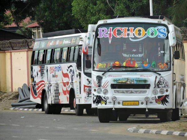 കൊമ്പന്മാർക്കും വമ്പന്മാർക്കും കൂച്ചുവിലങ്ങ്; ടൂറിസ്റ്റ് ബസുകൾക്ക് ഇനി ഏകീകൃത കളർകോഡ്
