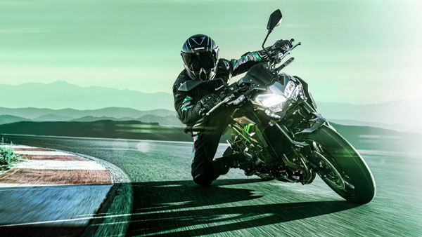 Z900 ബിഎസ് IV പതിപ്പിനെ വിറ്റഴിക്കാന് പുതിയ അടവുമായി കവാസാക്കി