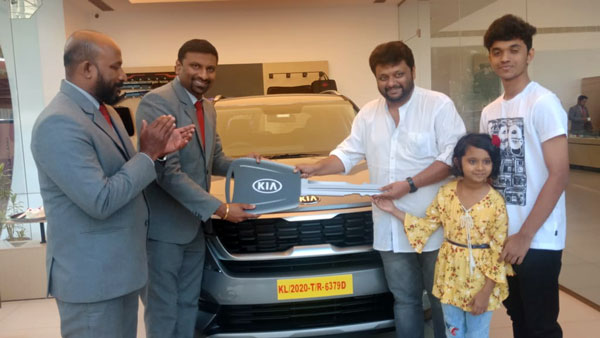 കിയ സെൽറ്റോസ് സ്വന്തമാക്കിയ മലയാളി സിനിമ താരങ്ങൾ