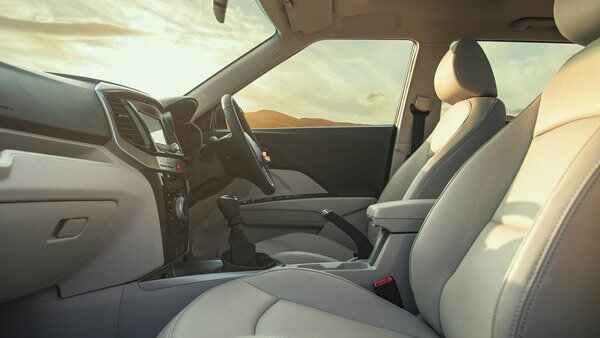 ബിഎസ് VI മഹീന്ദ്ര XUV300 ഡീസല് പതിപ്പിന്റെ വില വിവരങ്ങള് പുറത്ത്