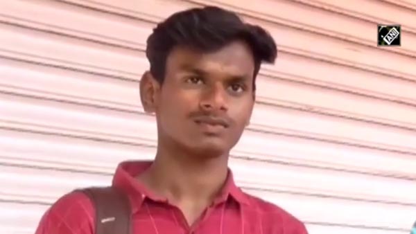 ലോക്ക്ഡൗണില് കുടുങ്ങി മകന്; തിരിച്ചെത്തിക്കാന് അമ്മ സ്കൂട്ടറോടിച്ചത് 1400 കിലോമീറ്റര്